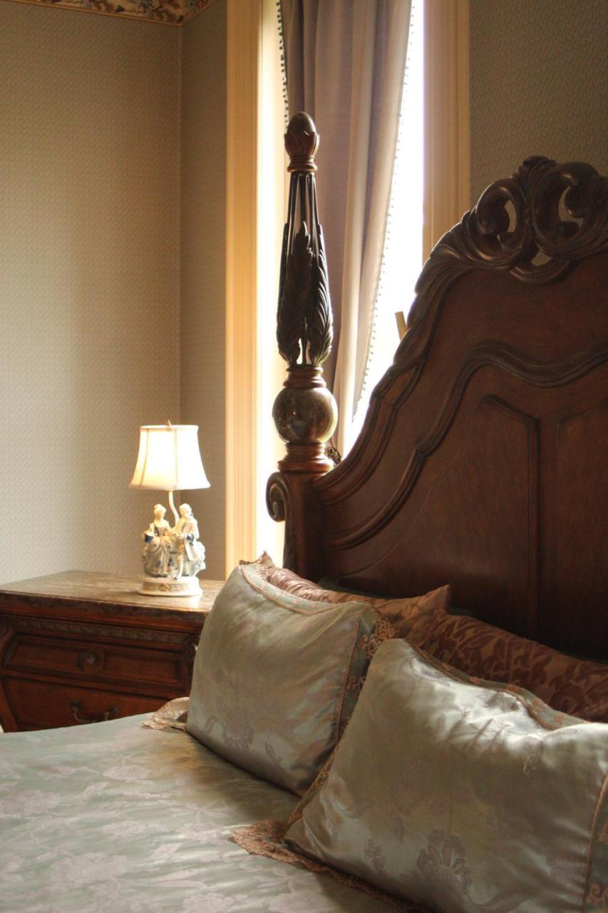 Henderson Castle Inn Kalamazoo Oda fotoğraf