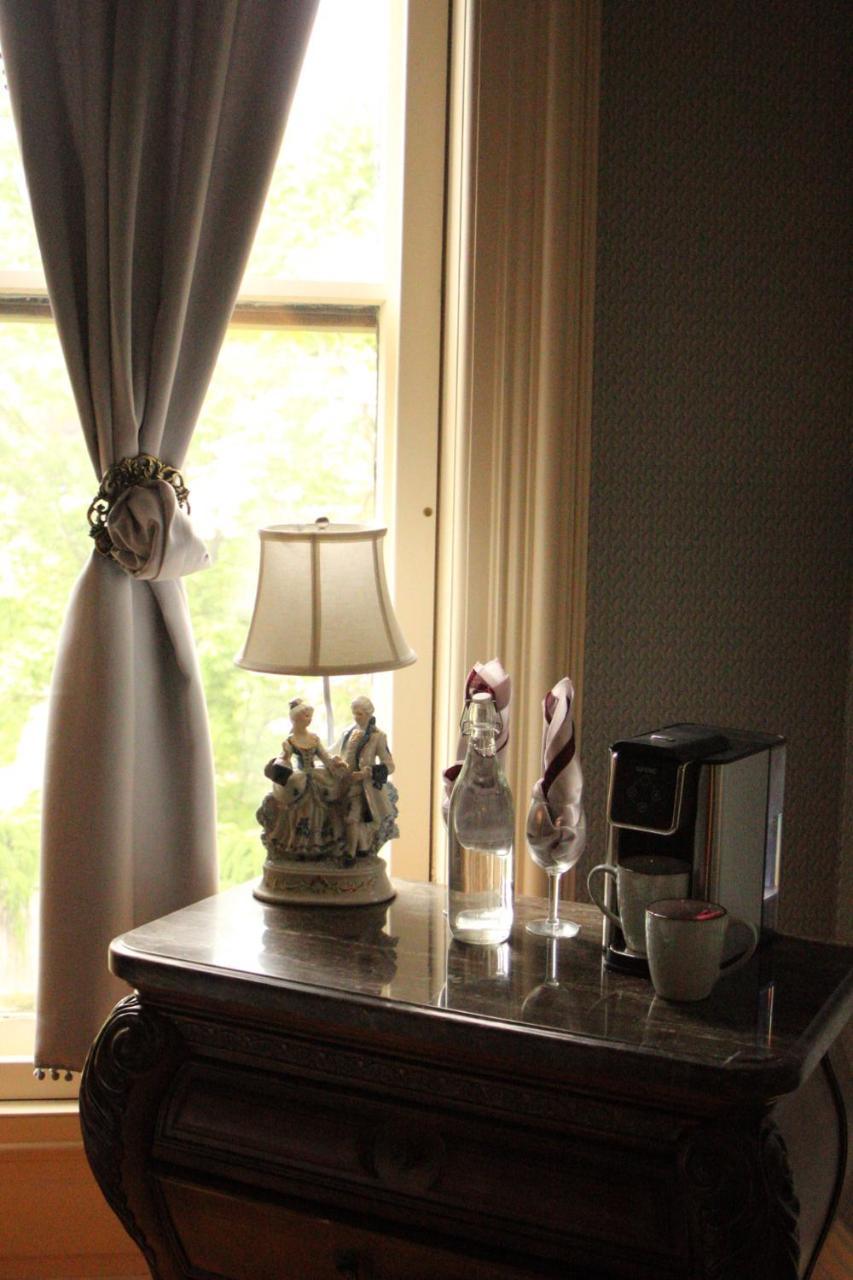 Henderson Castle Inn Kalamazoo Oda fotoğraf