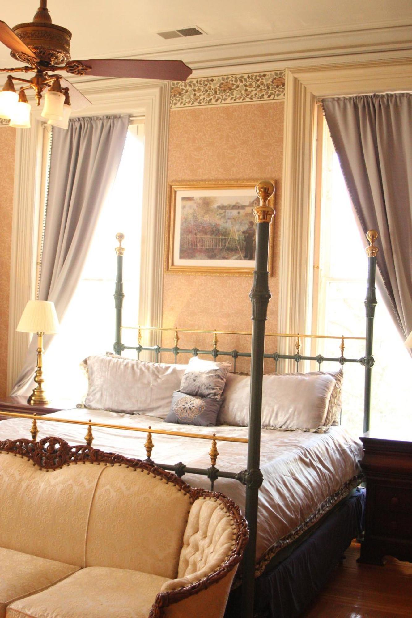Henderson Castle Inn Kalamazoo Oda fotoğraf