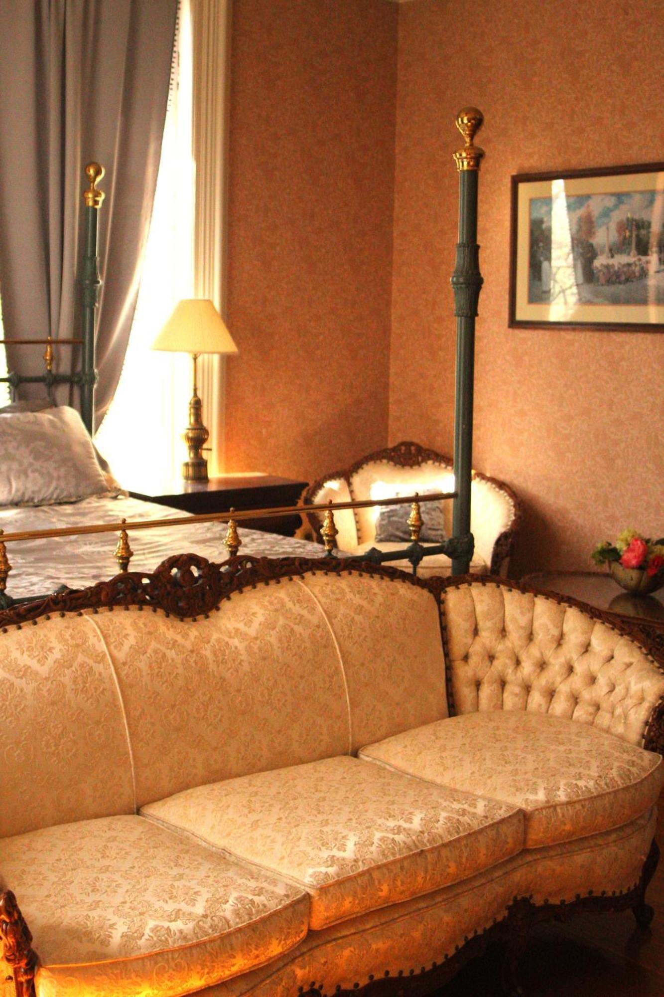 Henderson Castle Inn Kalamazoo Oda fotoğraf
