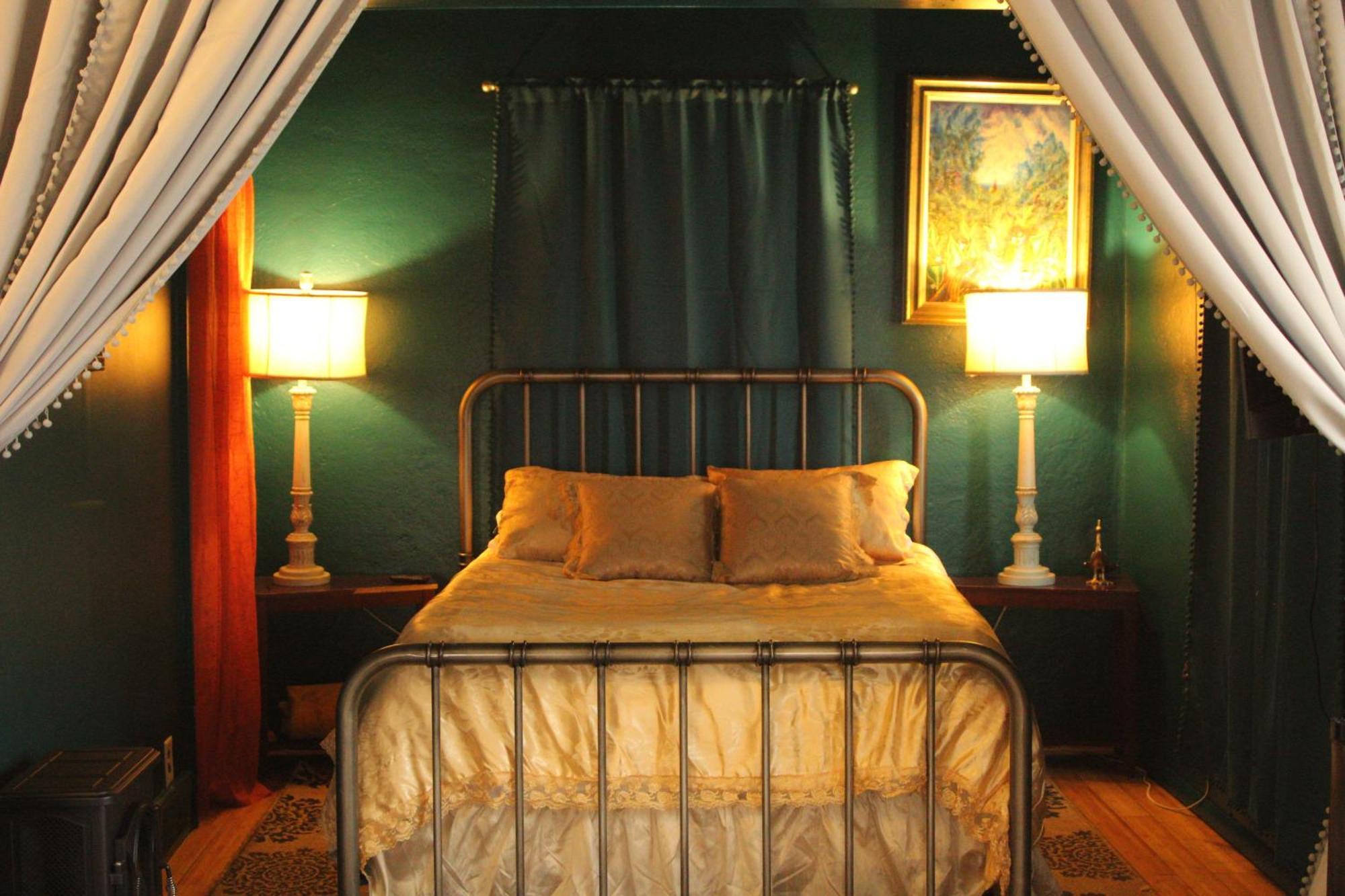 Henderson Castle Inn Kalamazoo Oda fotoğraf