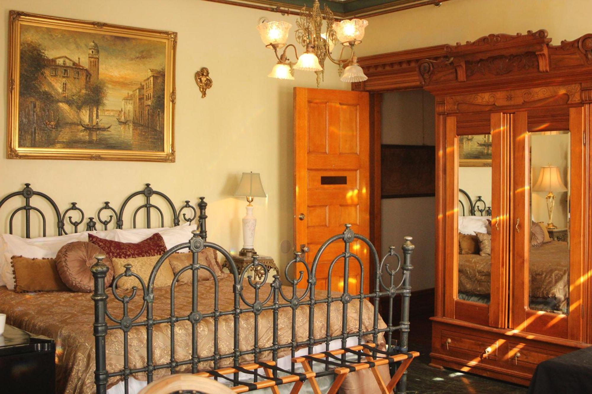 Henderson Castle Inn Kalamazoo Oda fotoğraf